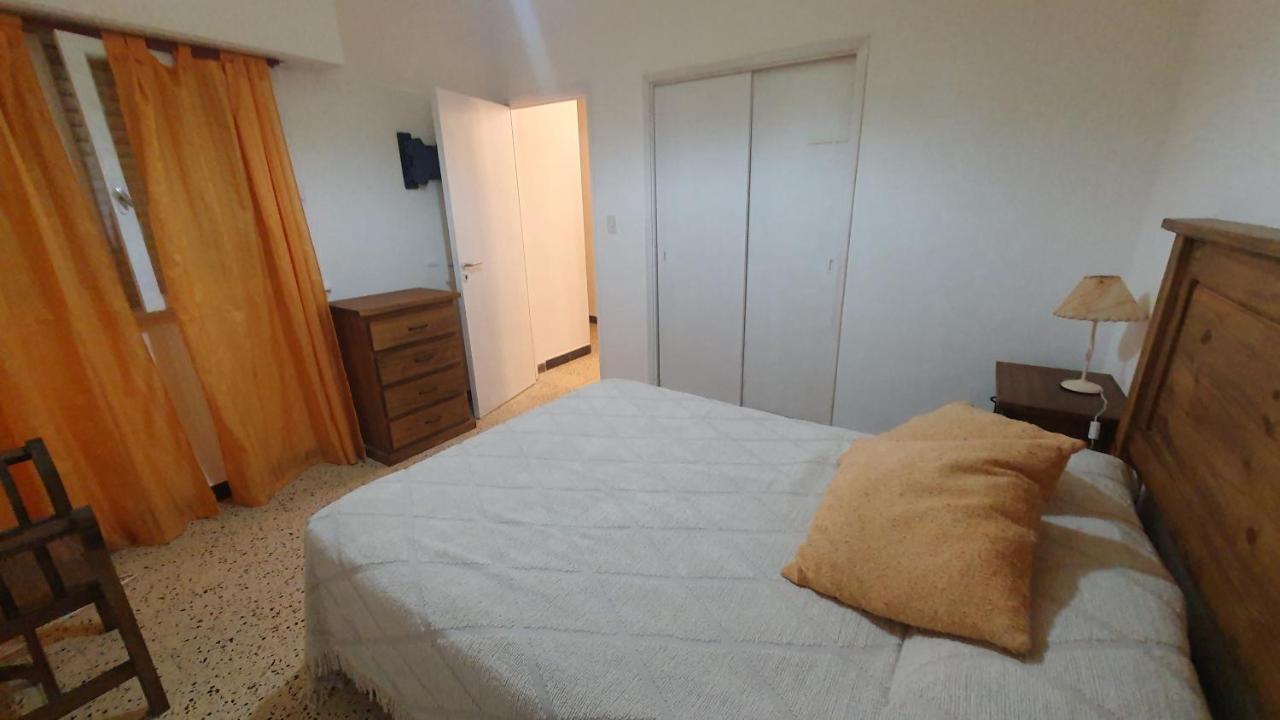 Departamento en Peatonal 83 - Chambres d’hôtes Necochea