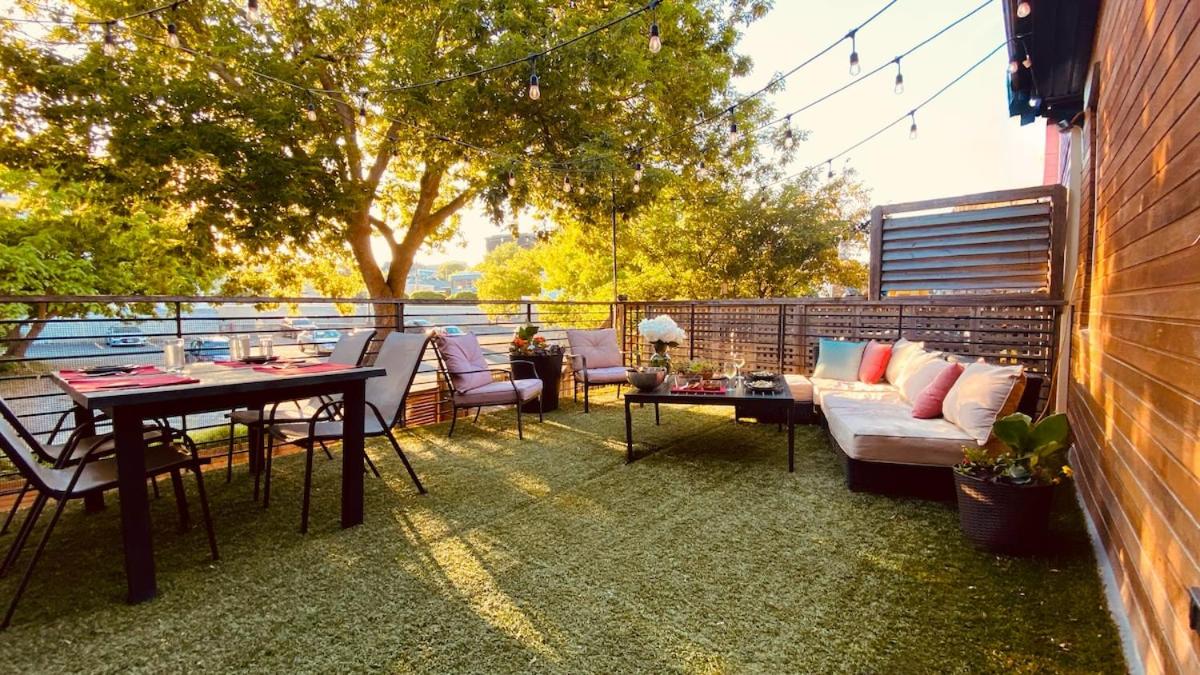 KingstonStays Spacious Historic Downtown Stableman's House Loft - B&B Kingston