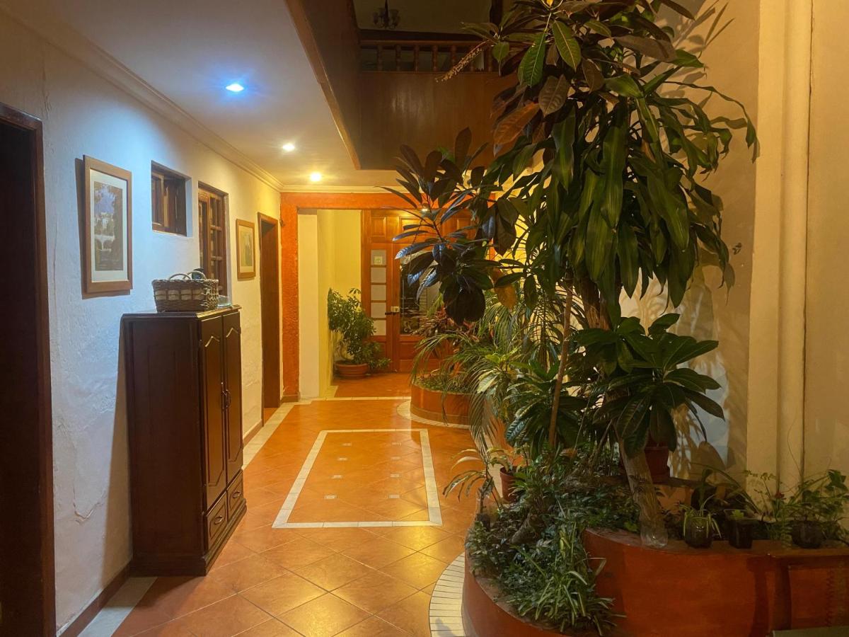 Posada Todos Santos - B&B Cuenca