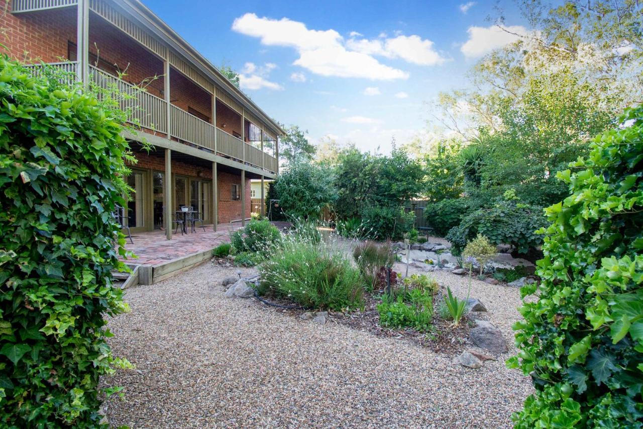 Central Riverside Apartment - Modern Convenience - Ferienwohnung Wagga Wagga