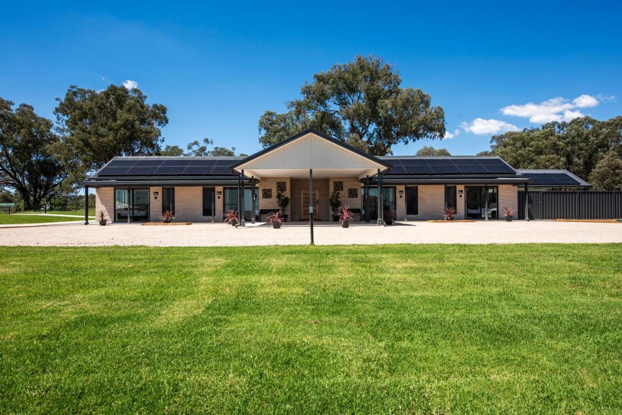 Mudgee House - Grand Serenity for Gather & Play - B&B Mudgee
