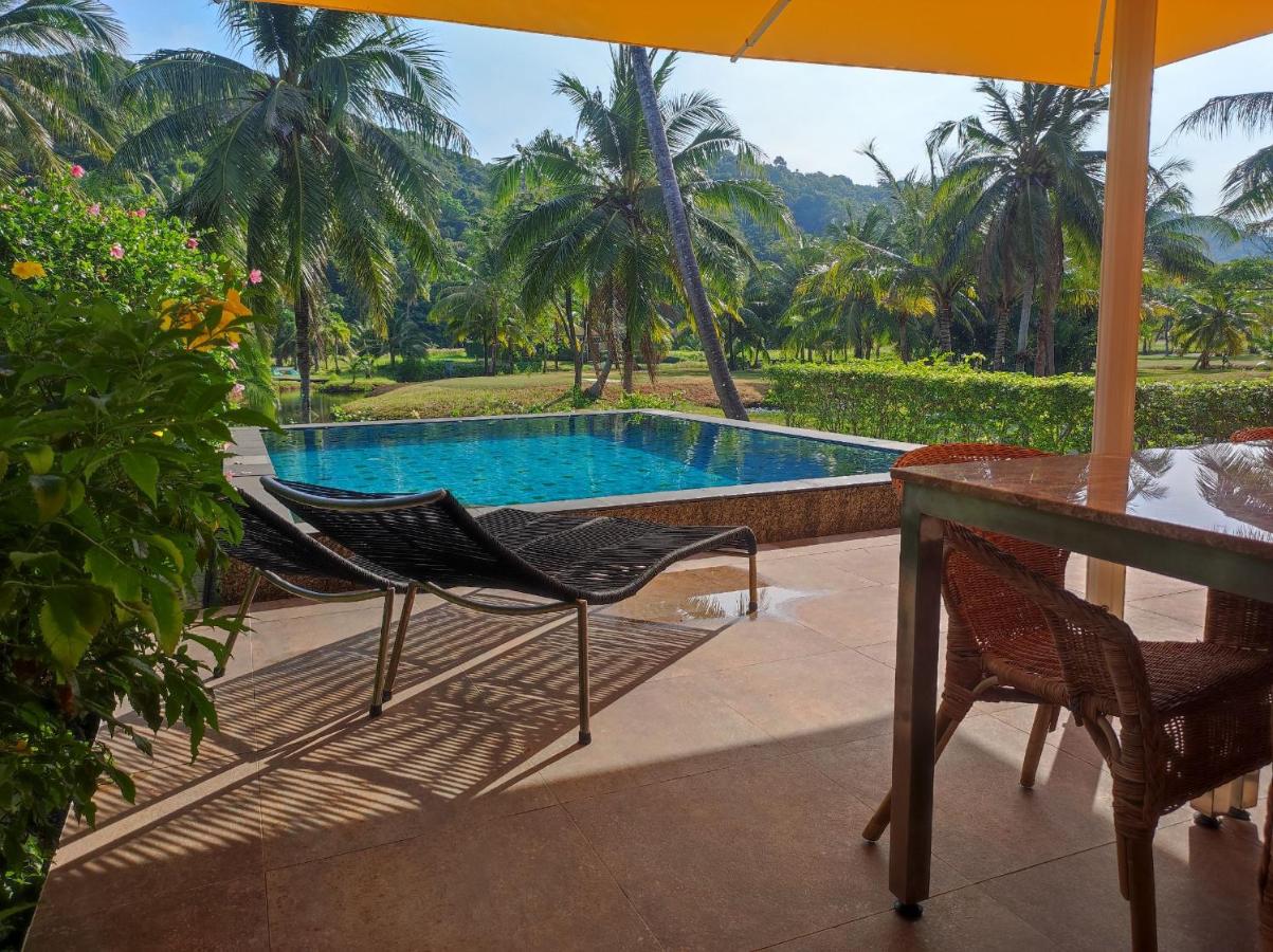 Villa con piscina privada