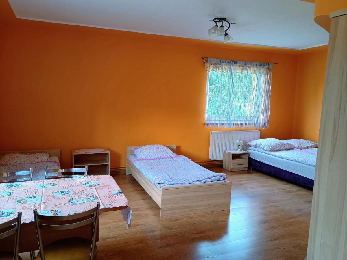 Quadruple Room with Private Bathroom