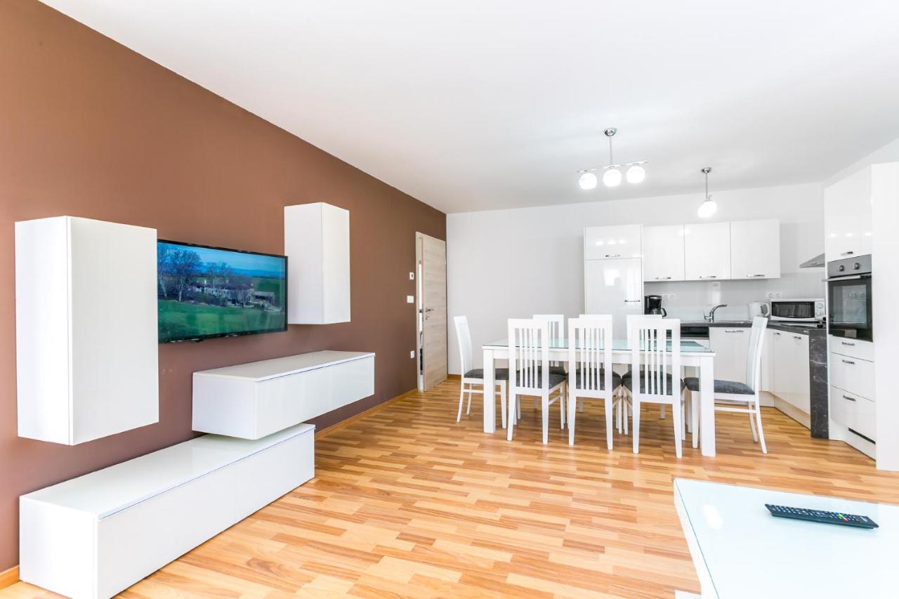 Dragan K2 - A1 first floor - MPolo - B&B Medulin