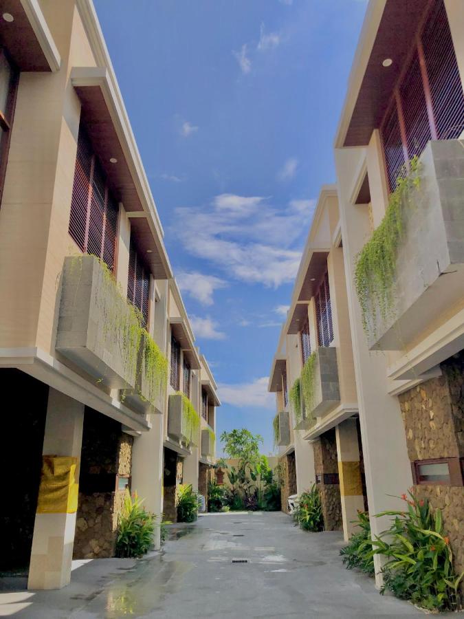 Putu Soemantri Four Persons Villas - Chambres d’hôtes Denpasar