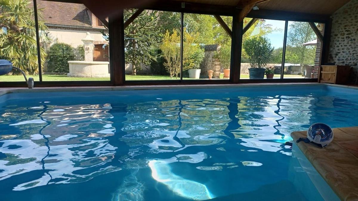 La Fontaine du Perche - Piscine Spa Sauna Home cinema - B&B