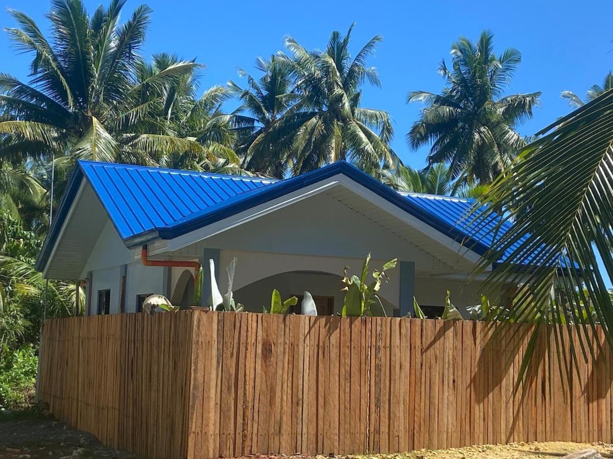 Miraflores - Seaside Villa with private Garden in Siargao - Bed and Breakfast General Luna