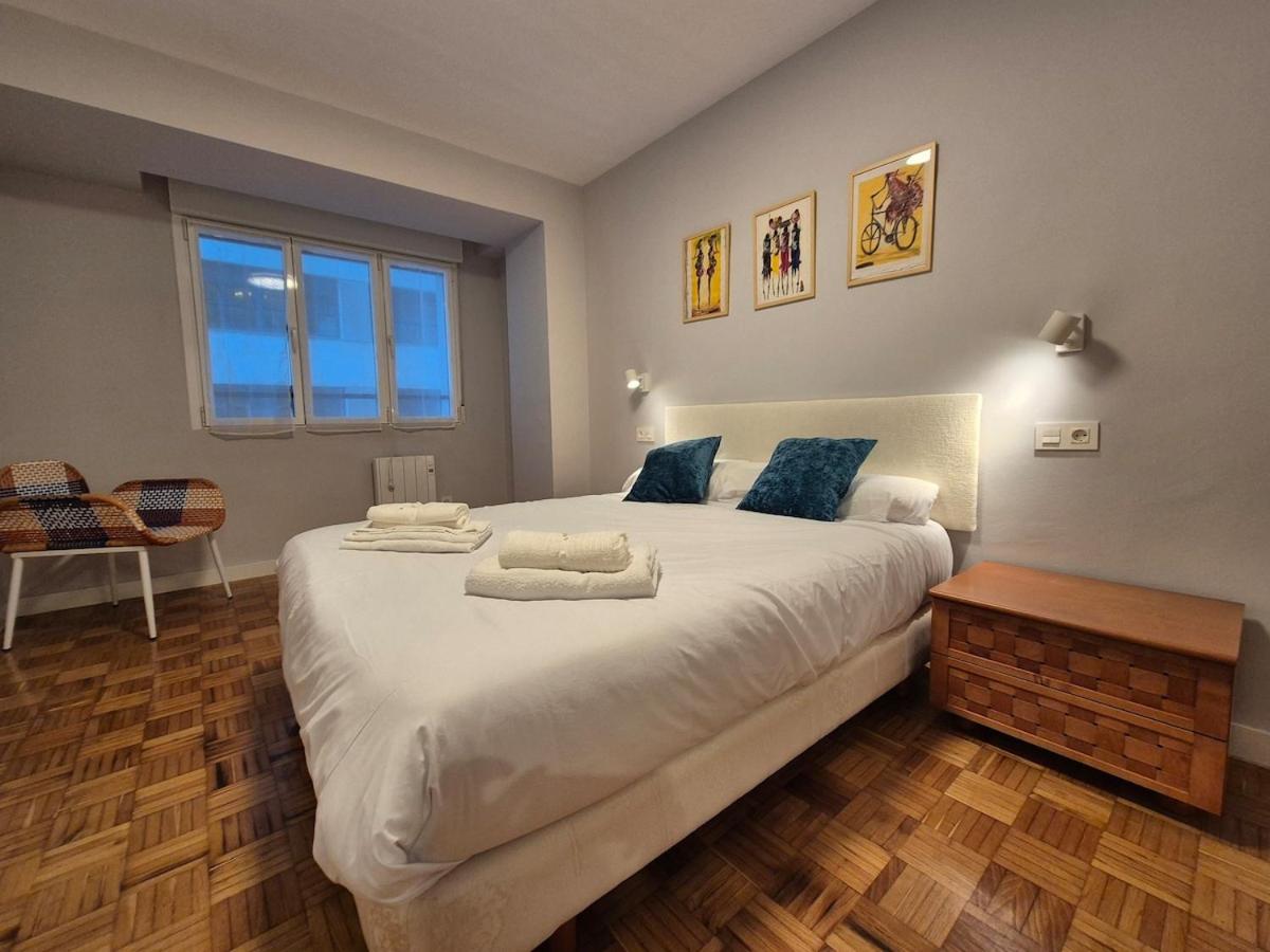 1A143 Apartamento junto a la playa en Gijon - B&B Gijón