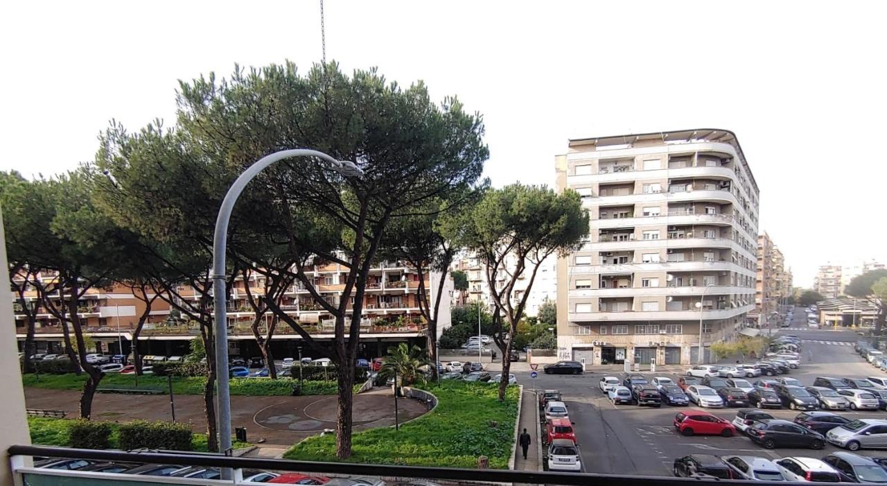 "A casa dei Nonni" House near the metro C - B&B Roma