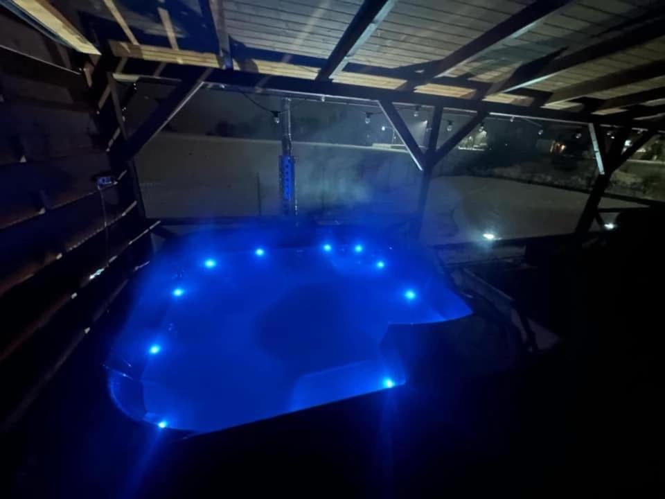 Dom z jacuzzi & tarasem całoroczny do 10 osób DOM NA PROMOWEJ - LAS, Zator - B&B