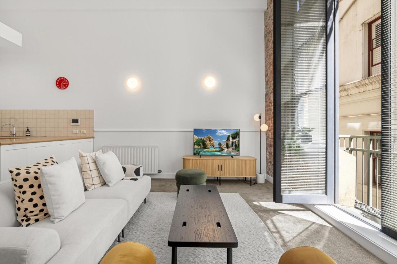 Classic 1-Bed City Stay Near Eateries and Laneways - Chambres d'hôtes Melbourne