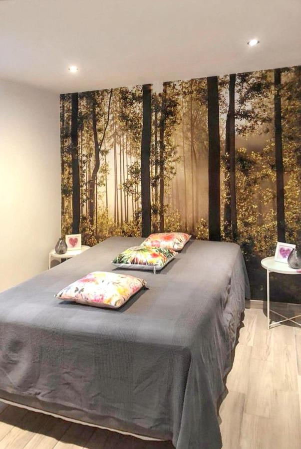 Charming House in Hamois with Shared Pool - B&B