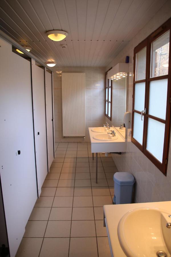 Mixed Dormitory Room