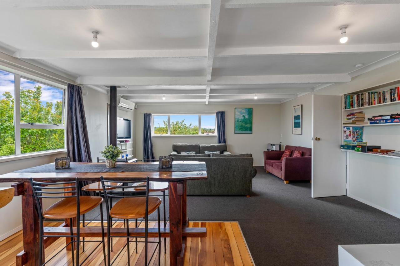 Quaint and Quirky - Ferienwohnung Taupo