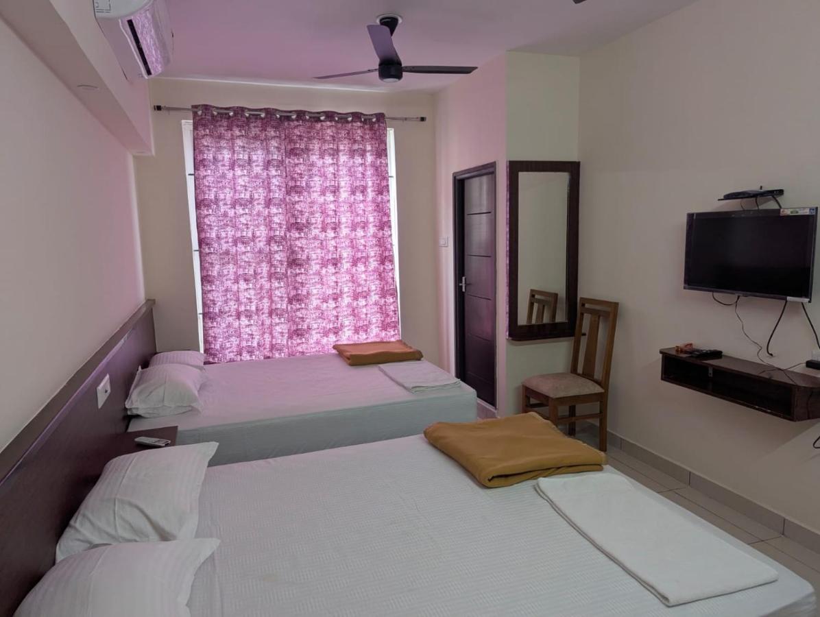 Deluxe Family Room