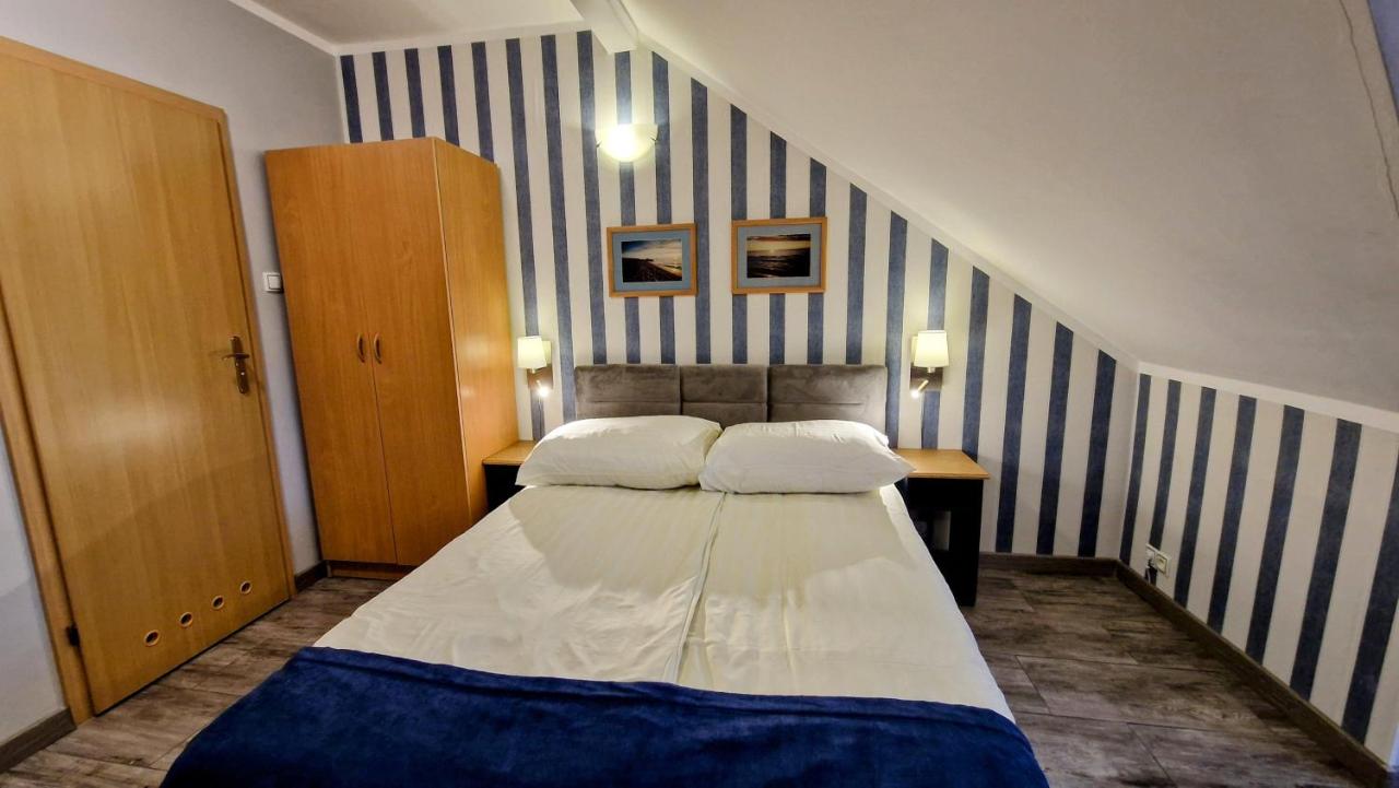 Comfort Triple Room with Shower