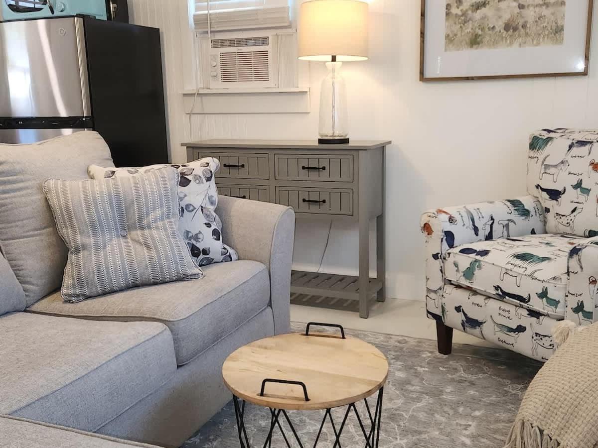 Acadia Lobsterman's Coastal Bungalow - B&B Lamoine Beach
