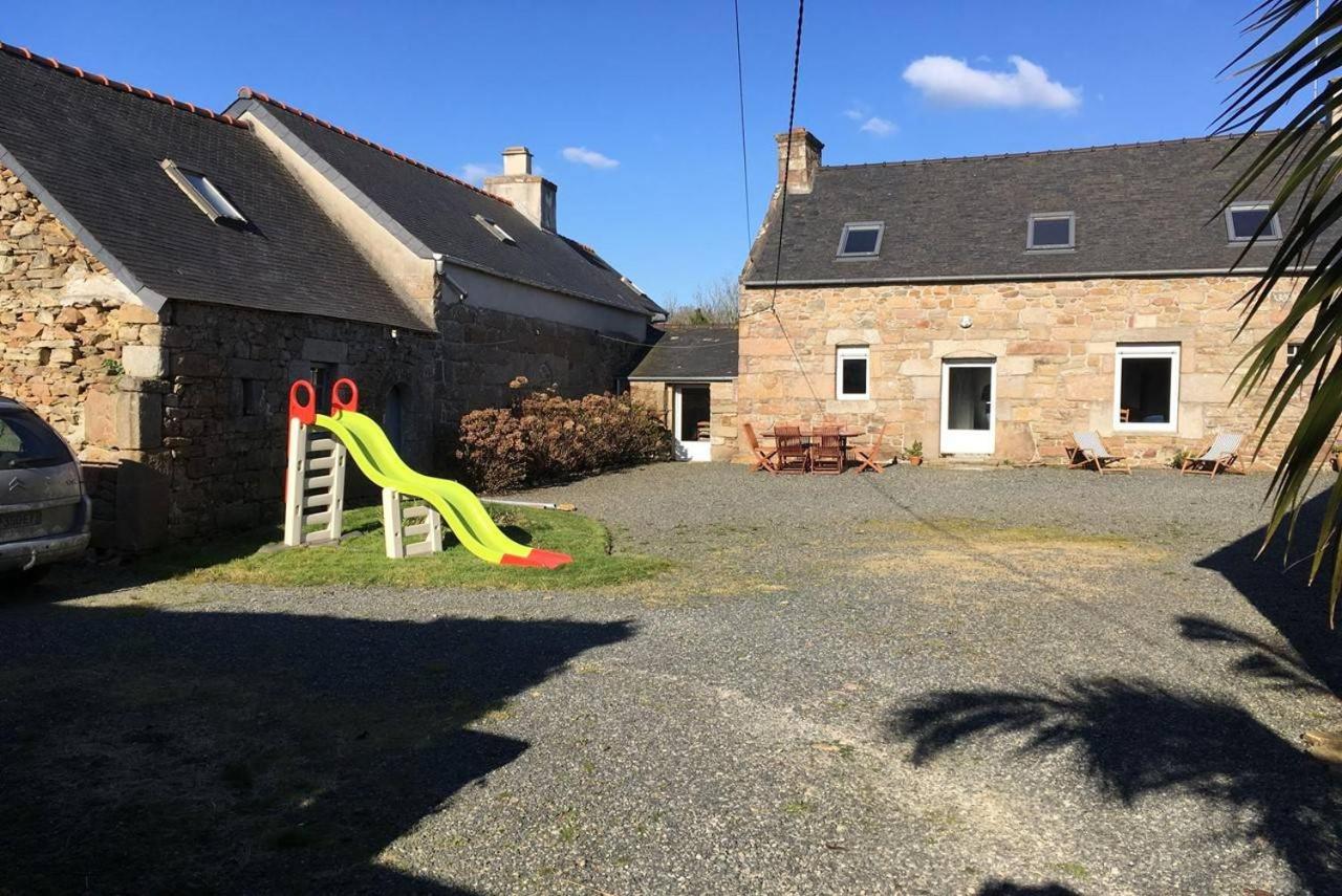 Maison bretonne rénovée WIFI avec grand jardin à TREBEURDEN - Réf 675 - B&B