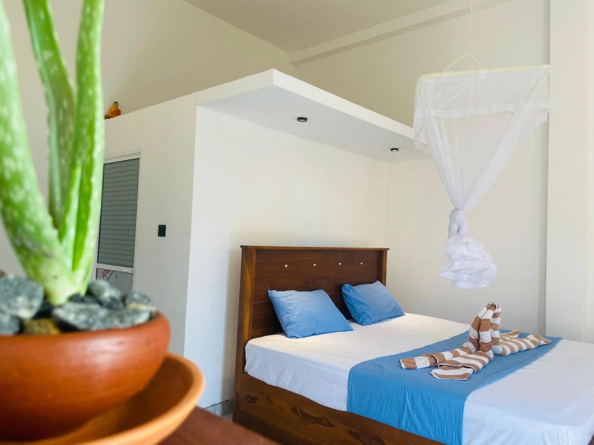 The Pearl Villa Ahangama - B&B