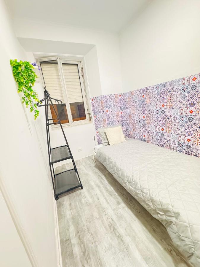 Habitación Individual con baño compartido