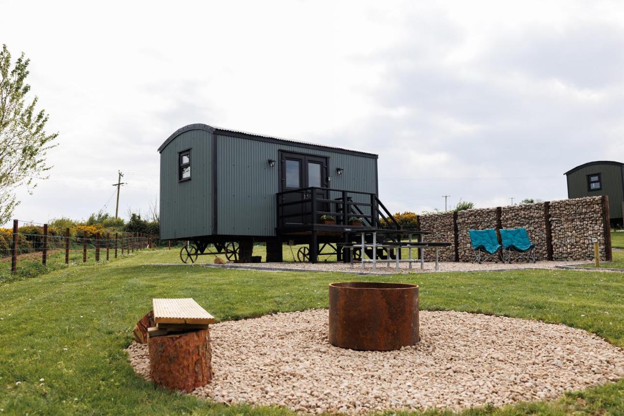 Quarterlands Glamping, Shepherds hut Bracken - B&B