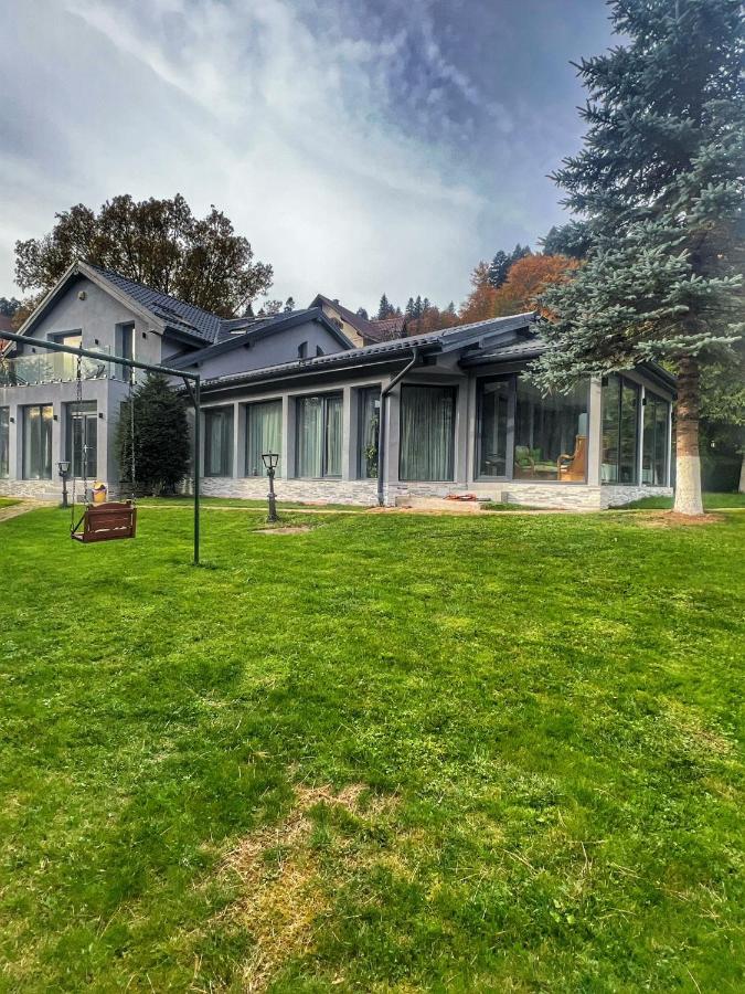 Luxurious Villa - B&B