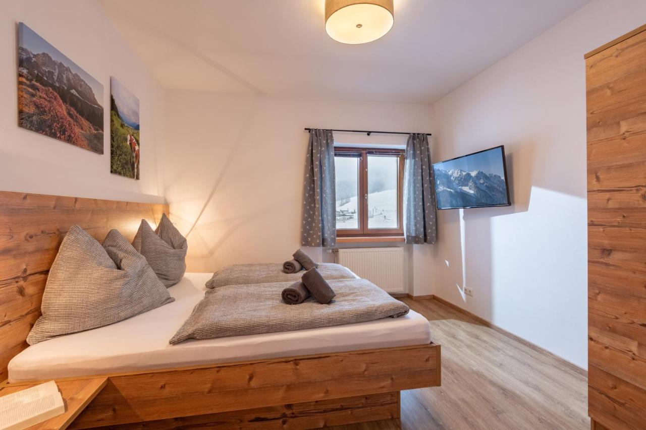 Three-Bedroom Apartment with Mountain View