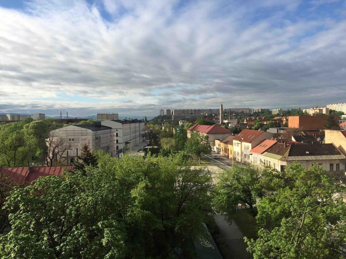 Cozy apartment close to the city centre - Ferienwohnung Košice