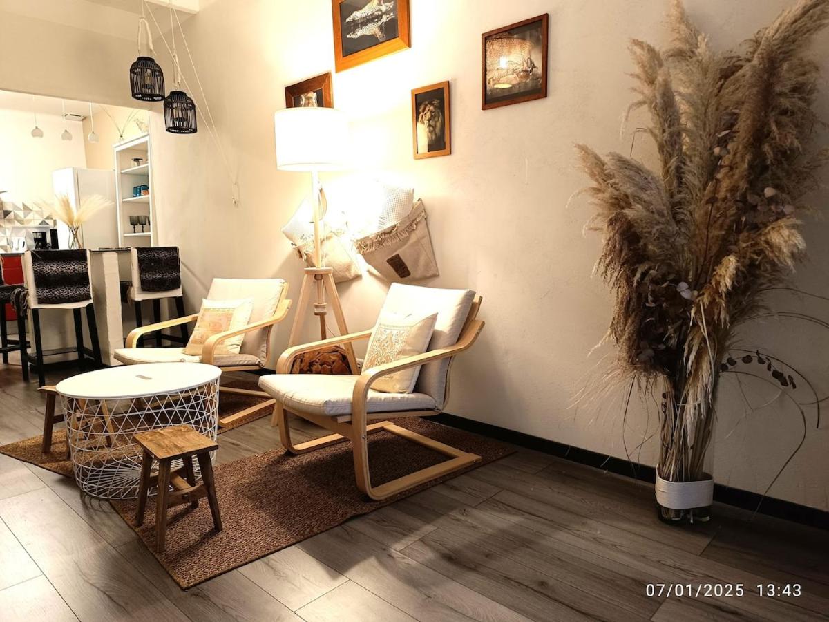 Bormes Village appartement 2 chambres - Ferienwohnung