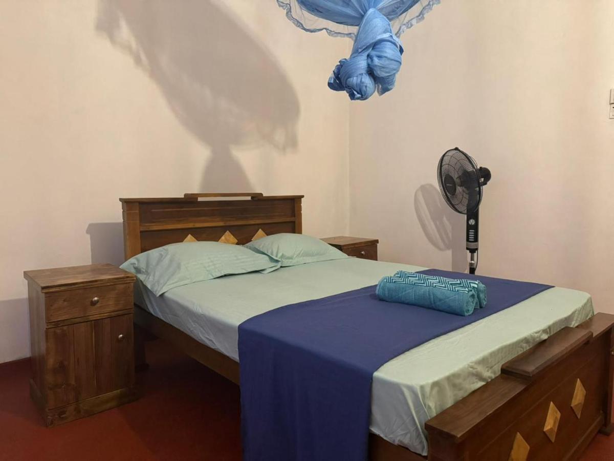 Sun Set Sea Sharing House