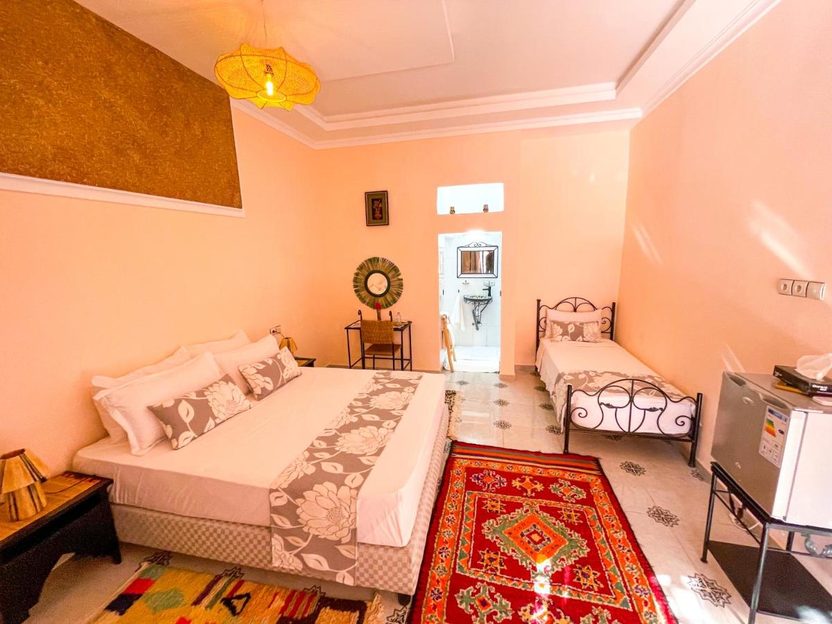 Camera Matrimoniale con Vista Piscina