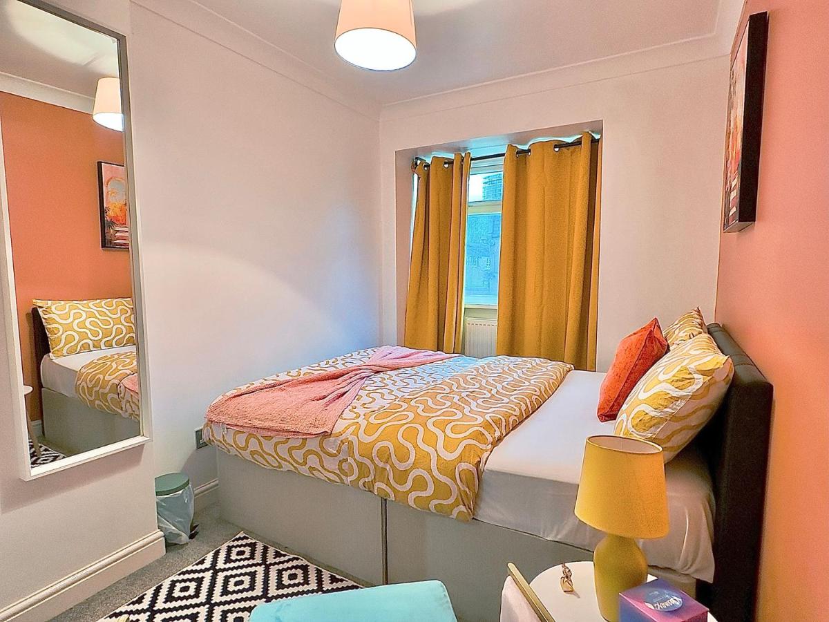 Your next room in Portsmouth - Bed and Breakfast