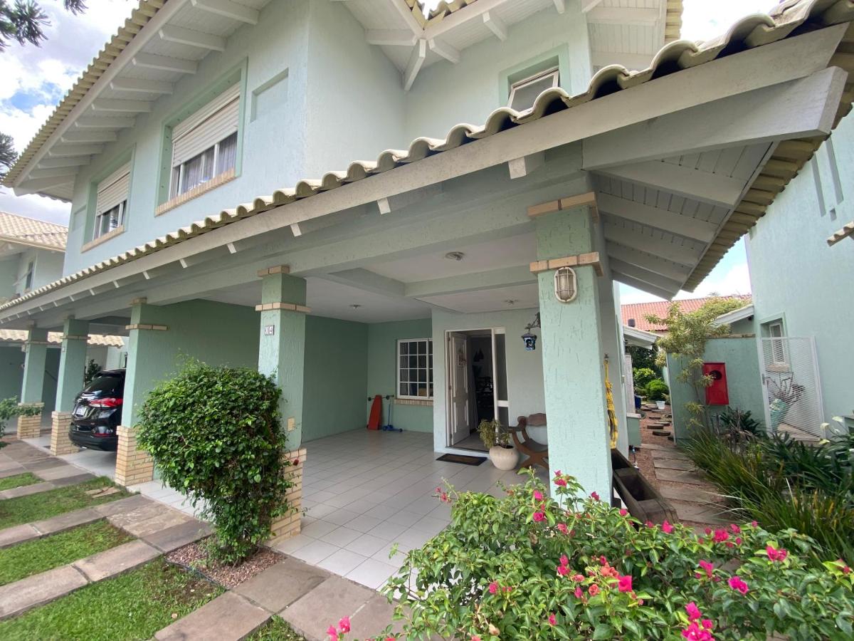 Linda casa em condomínio - B&B São Leopoldo