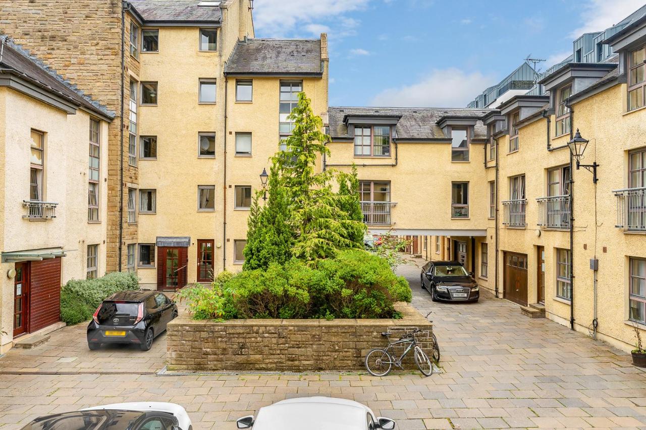 Comfy Place off Royal Mile, with Parking - Ferienwohnung