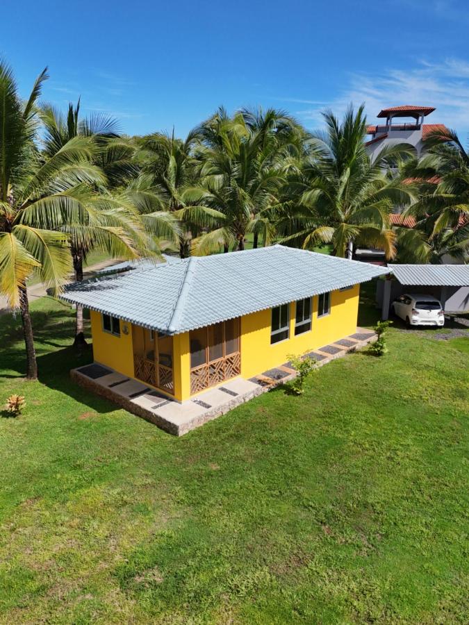 Sunrise Beach - B&B Lagartero