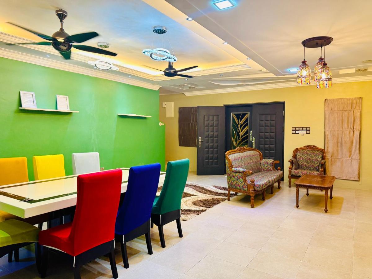 FAISYAH HOMESTAY - B&B