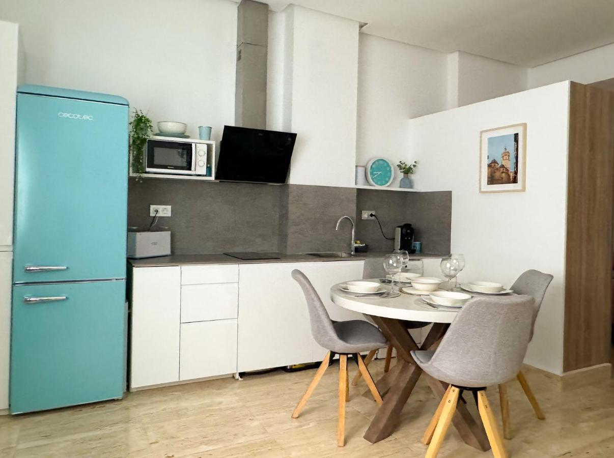 Apartamento céntrico cerca de Torres de Serrano y Viveros - Ferienwohnung Valencia