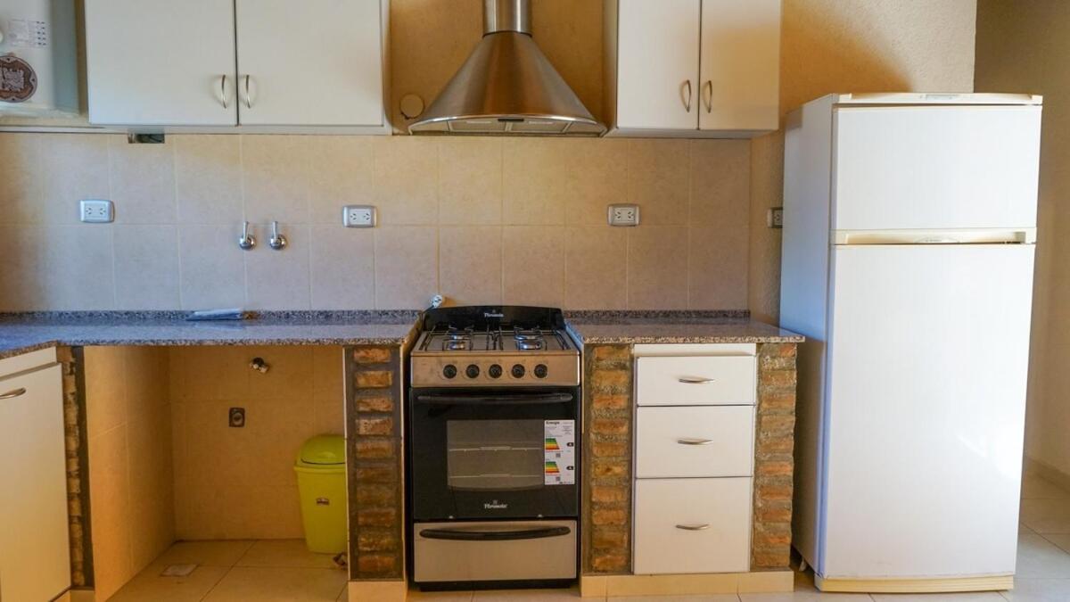 Hermosa casa en Carrodilla Luján - B&B