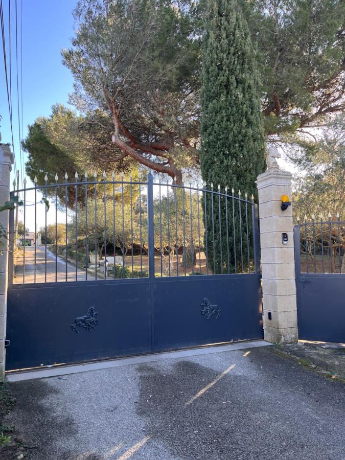 VILLA au calme VUE MAGNIFIQUE entièrement climatisée et piscine - B&B