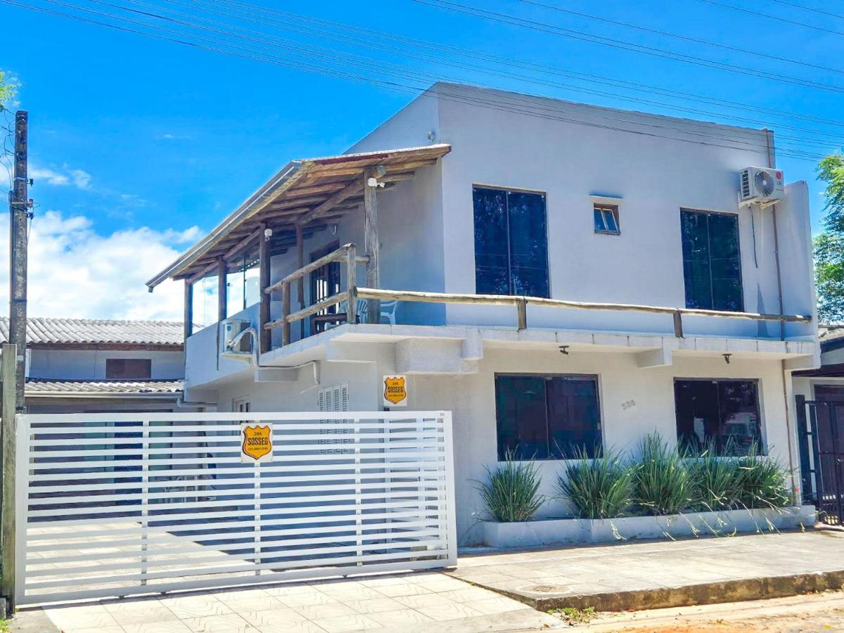 Residencial da Bia - Casas com 2 Dorms, Ar e Piscina Térmica e Coberta na Praia da Cal - B&B
