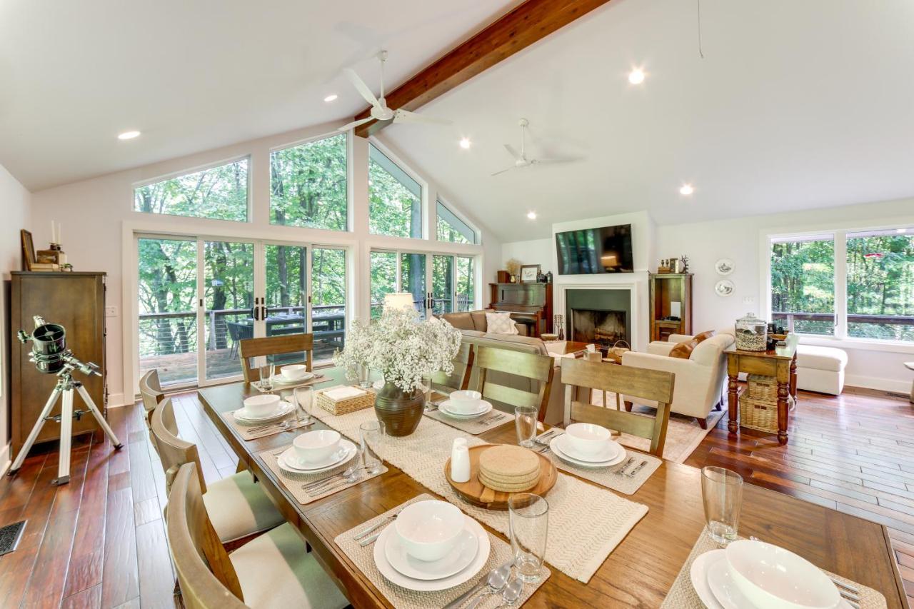 Riverwood South Haven Retreat on 10 Acres - B&B