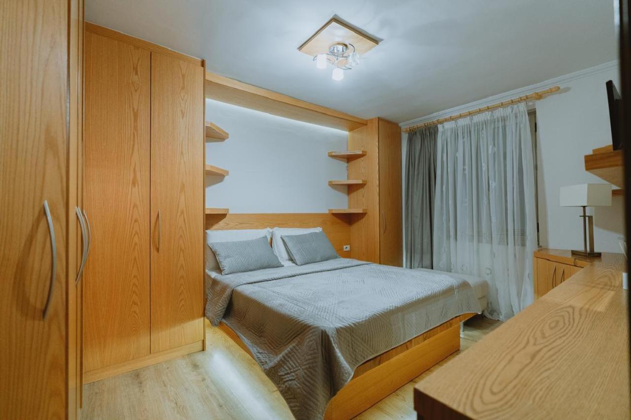 Cozy Center House - B&B Tirana
