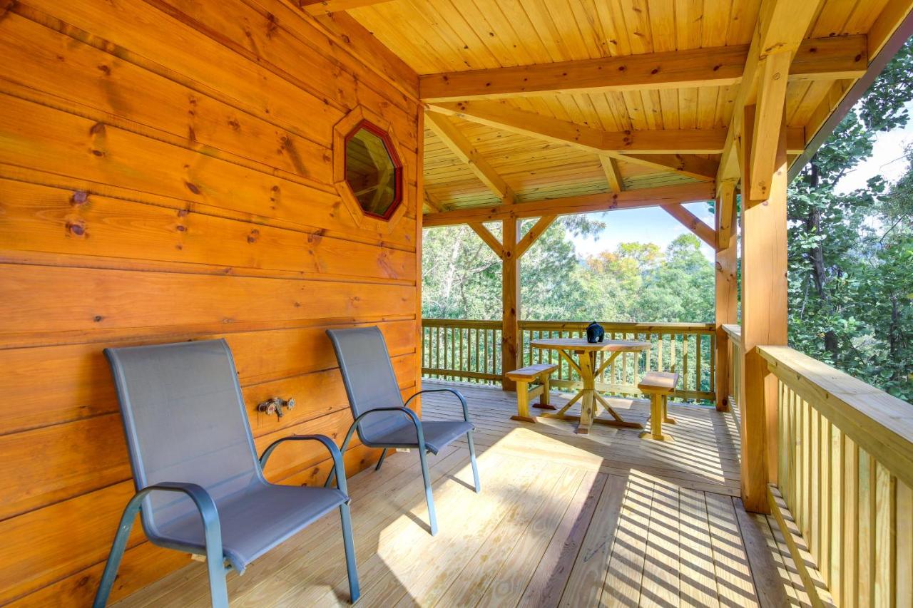 Mtn-View Cabin Near Dollywood: Hike, Play, Unwind! - Ferienwohnung Sevierville