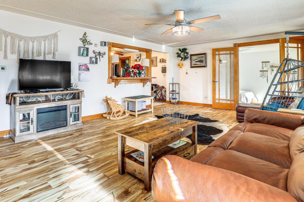 8 Mi to Scotts Bluff Natl Monument Family Home - B&B