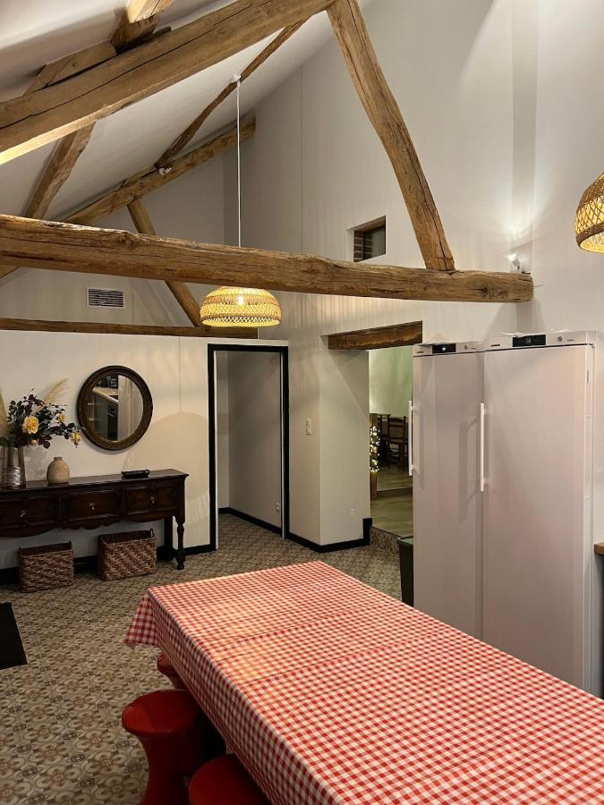 PARENTHESE 30 COUCHAGES SUR 2 GITES PISCINE 1H30 Paris CAMPAGNE CHIC - B&B Conflans-sur-Loing