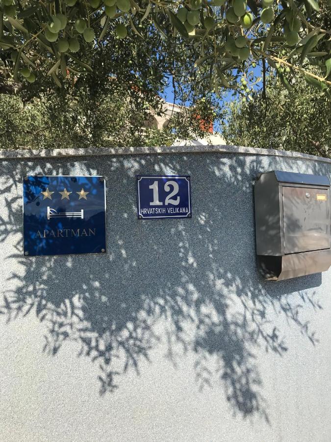 Apartmani Sandi - B&B Sutivan