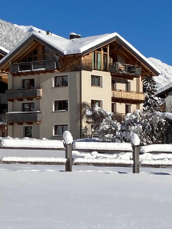 Apartment mit 2 Schlafzimmern und Balkon