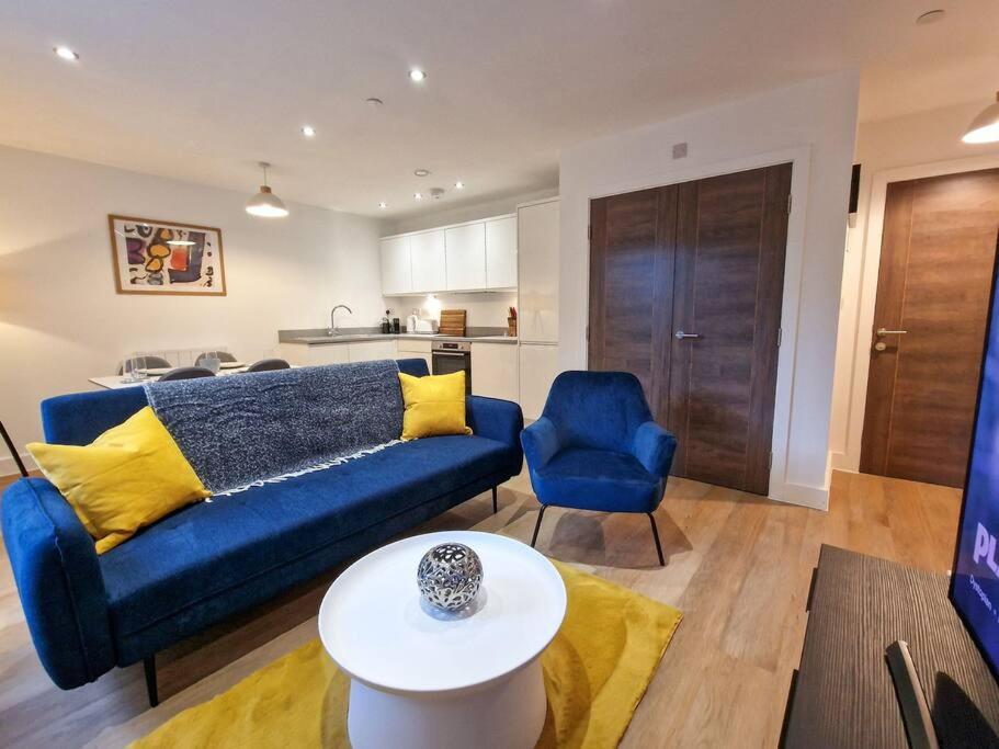 Free Parking. Old Trafford Home - Ferienwohnung