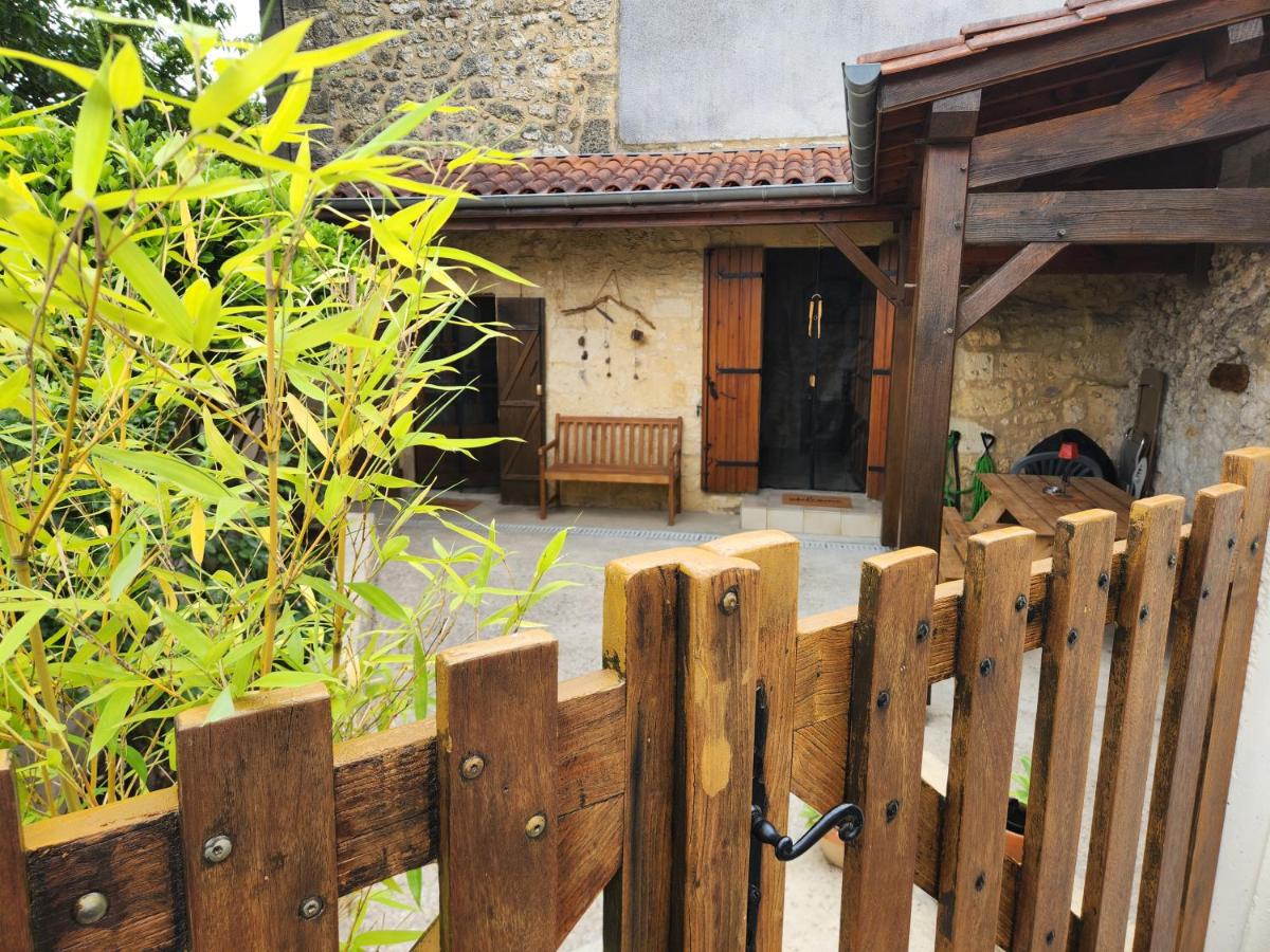 Maison en pierre Chez Sorel - B&B