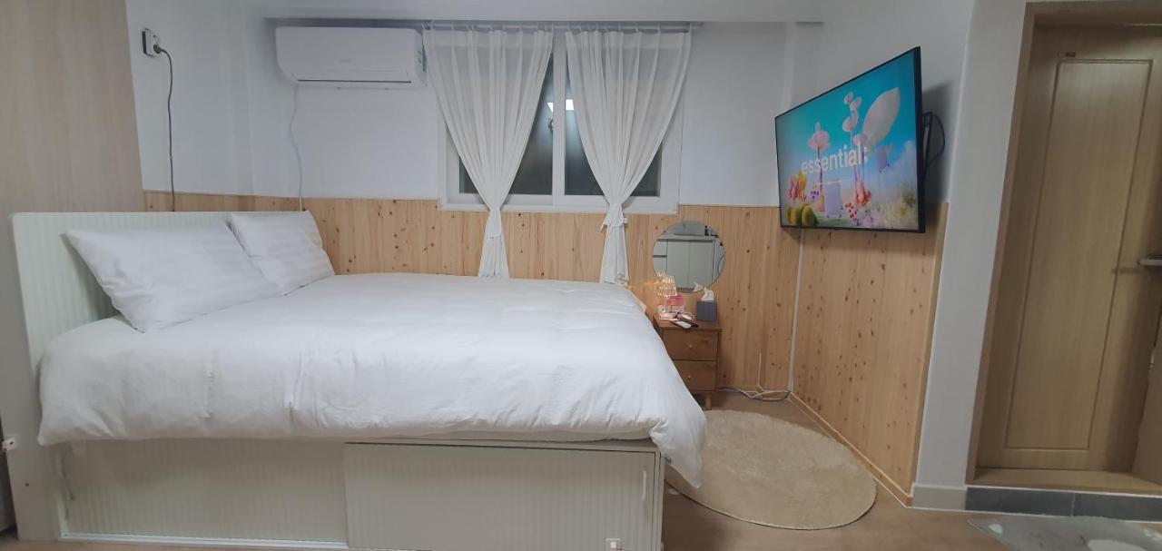 Mapo Yongsan One House - B&B
